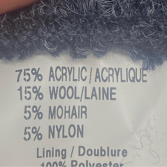 KOOTENAY Kintting Co Blue Lined Soft Winter Wool Blend Cap Hat Tassels - Picture 7 of 11